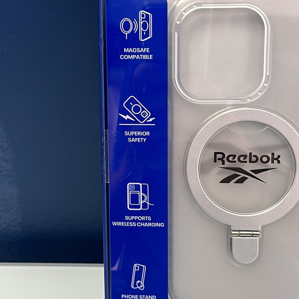 NWT Reebok Phone Case with Phone Stand - Picture 2 of 4